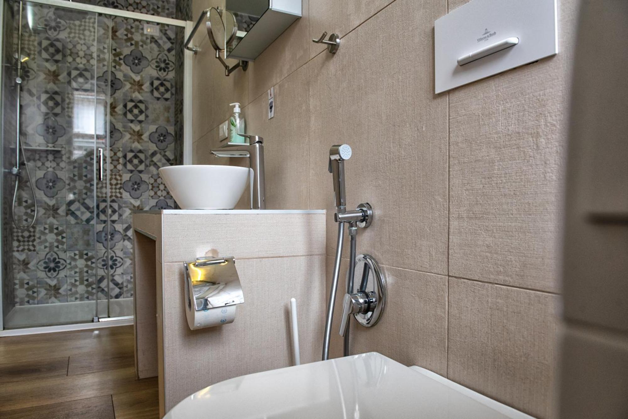Luxury Cozy Studio By Central Station - Cafe Milaan Buitenkant foto